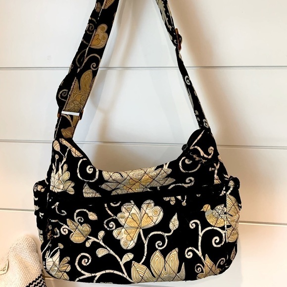 Vera Bradley On the Go Crossbody - Picture 1 of 3